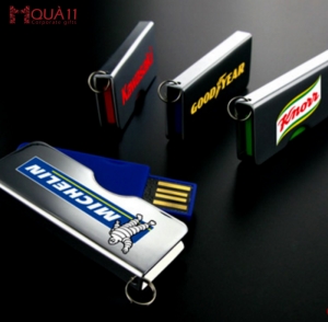 USB kim loại UK32 - qua-tang-usb-uk-32.7.png